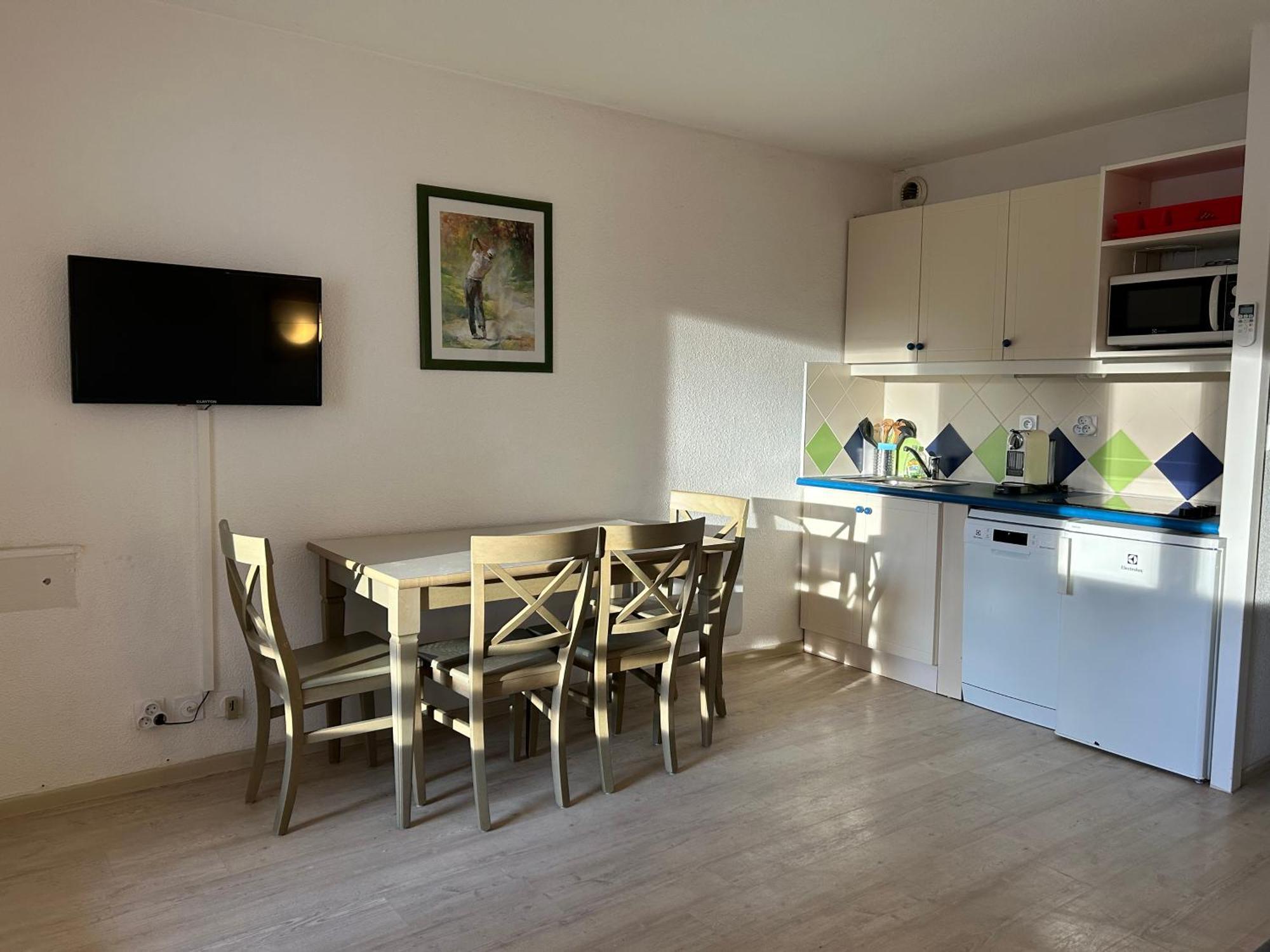Domaine Valescure Appartement 1 Ou 2 Pieces Vue Jardin Ou Piscine Saint-Raphael  Bagian luar foto