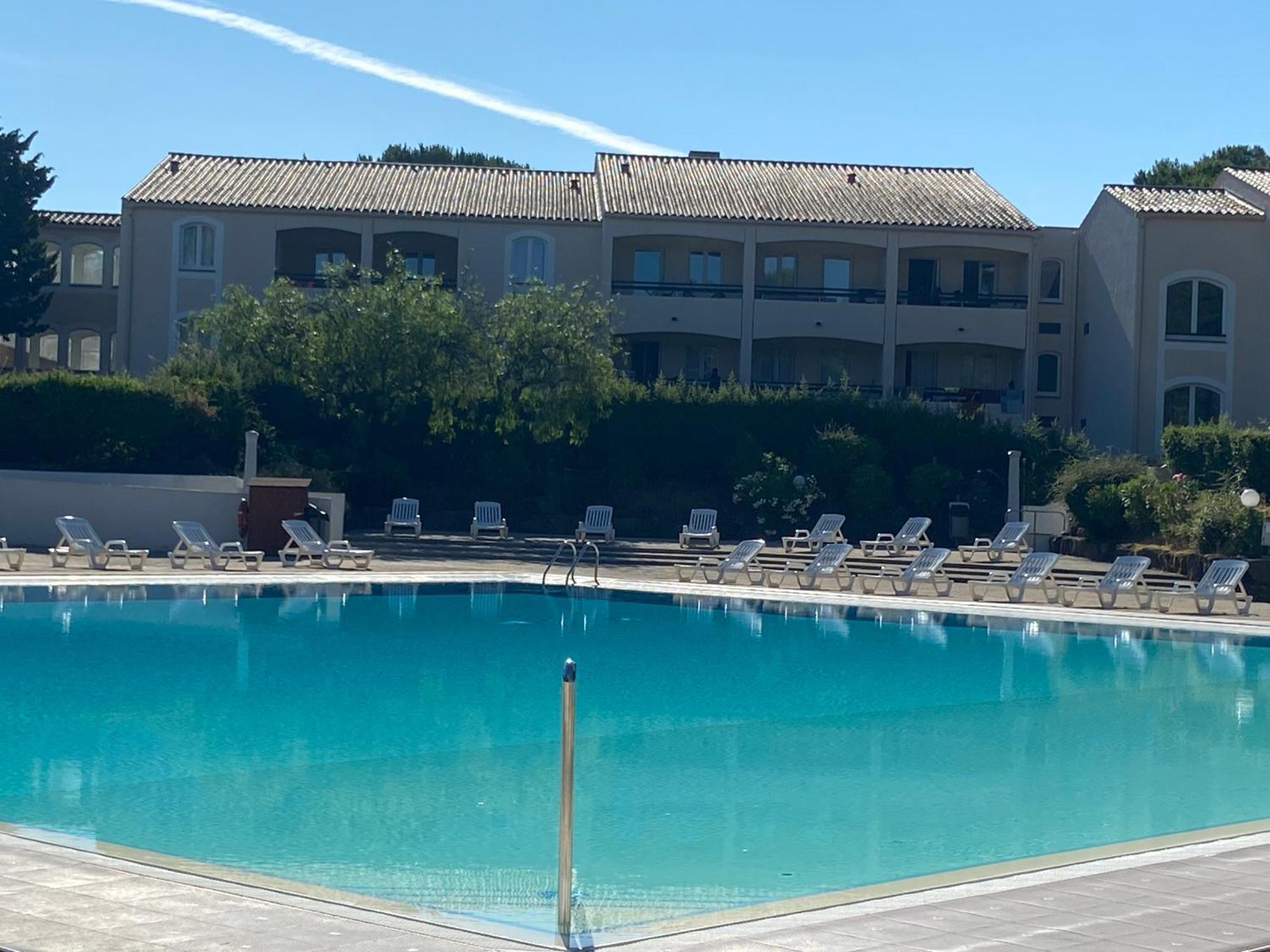 Domaine Valescure Appartement 1 Ou 2 Pieces Vue Jardin Ou Piscine Saint-Raphael  Bagian luar foto