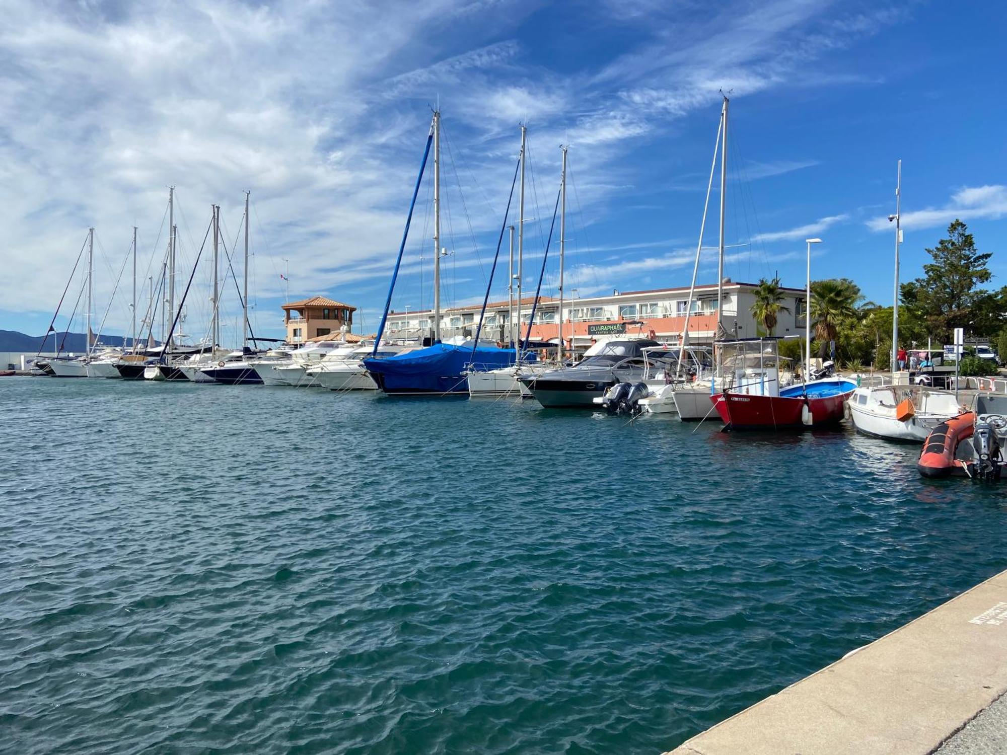 Domaine Valescure Appartement 1 Ou 2 Pieces Vue Jardin Ou Piscine Saint-Raphael  Bagian luar foto