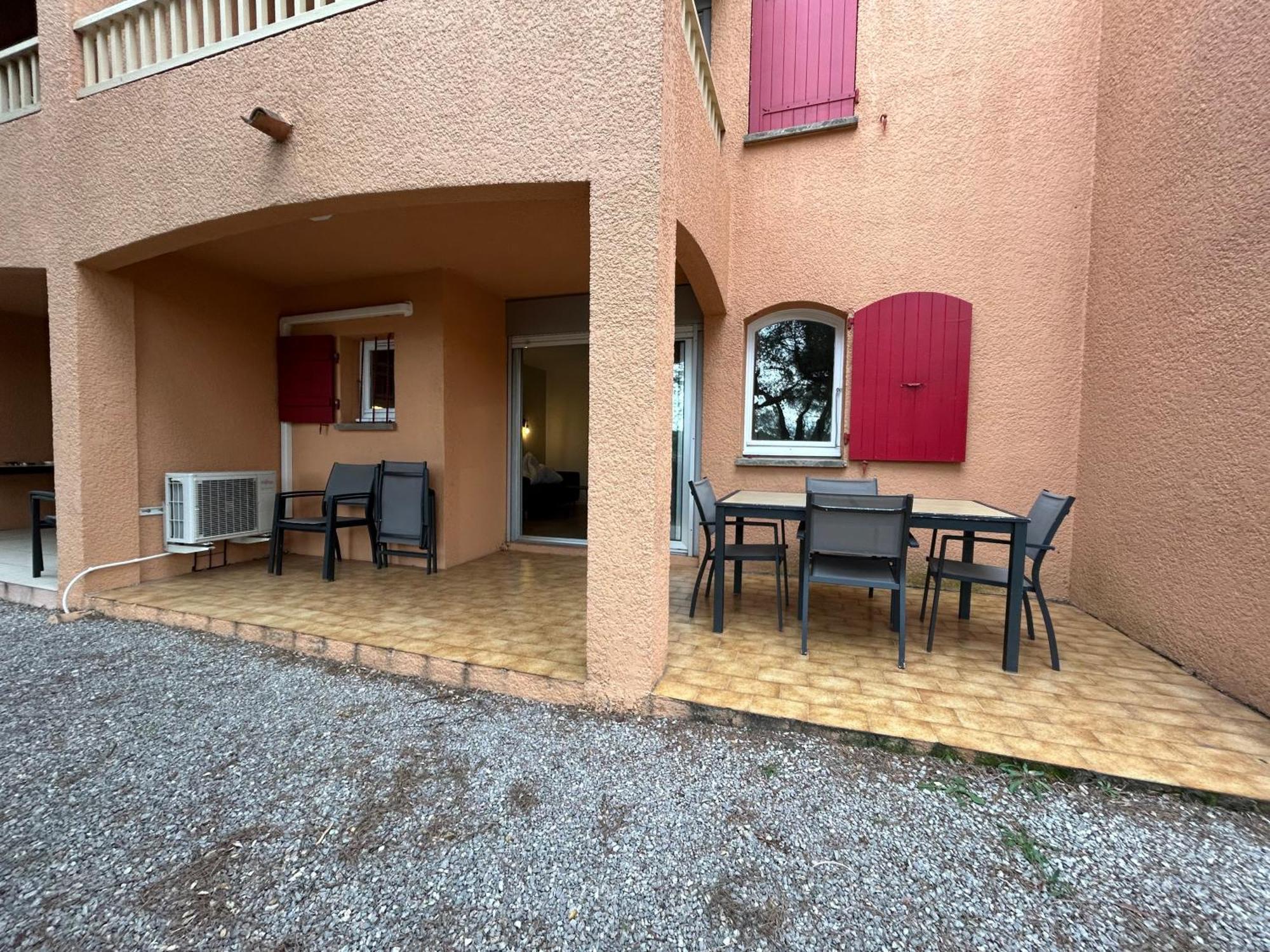 Domaine Valescure Appartement 1 Ou 2 Pieces Vue Jardin Ou Piscine Saint-Raphael  Bagian luar foto